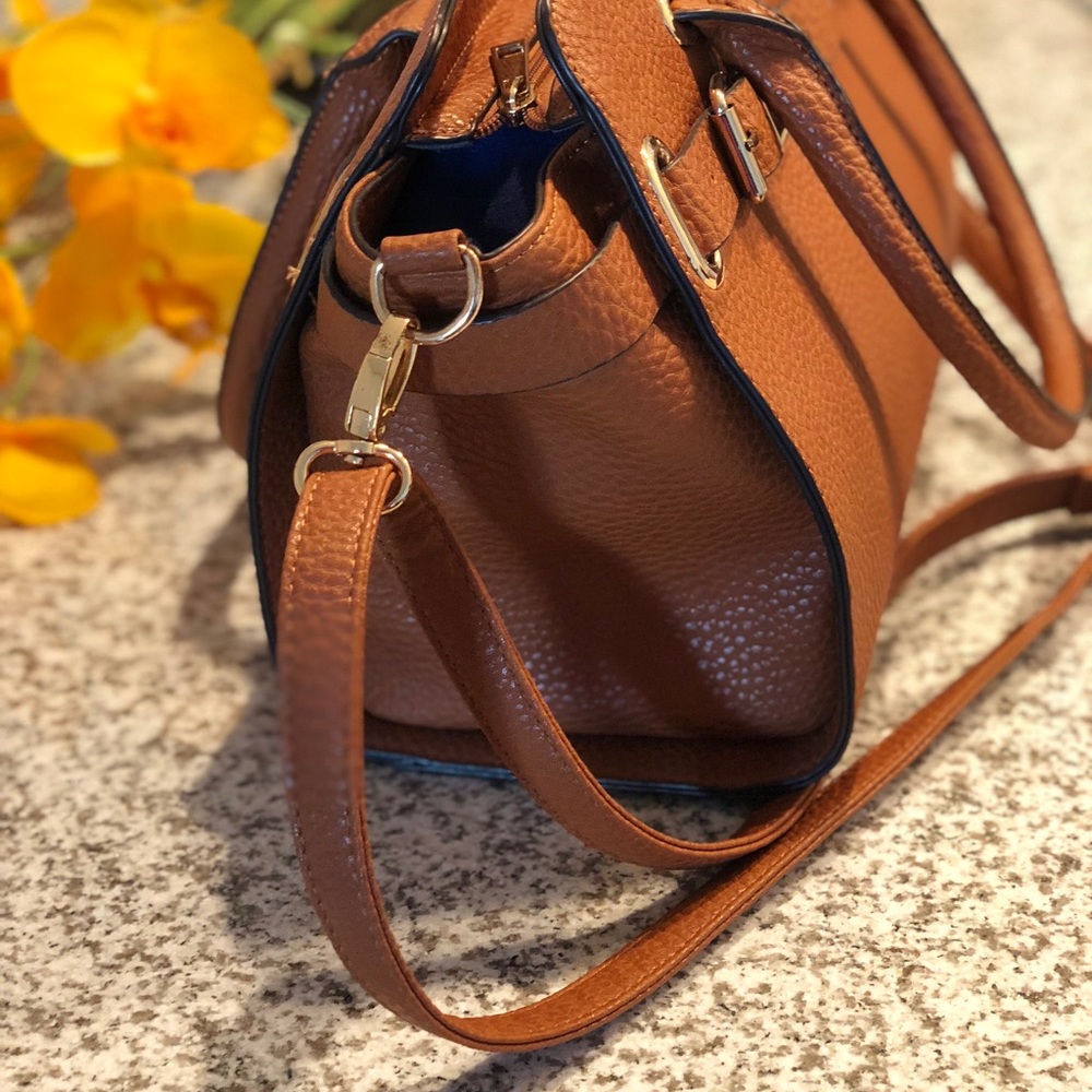 Beautiful brown satchel - Picture 4 of 7